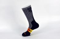Δροσερές κάλτσες καλαθοσφαίρισης Breathbale Elastane, αντι - αποκρουστικές ζωηρόχρωμες κάλτσες καλαθοσφαίρισης