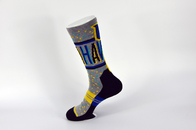 Κάλτσες καλαθοσφαίρισης των ατόμων Breathbale παιδιών/ενηλίκων με την αντιολισθητική επιφάνεια βαμβακιού