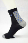 Αντιολισθητικές κάλτσες απόδειξης ολισθήσεων για τους ενηλίκους, μαύρες κάλτσες ολισθήσεων οικιακών ινών αντι