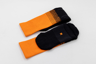 Γρήγορα ξηρές φίλαθλες αθλητικές κάλτσες καλαθοσφαίρισης με το μίας χρήσης νάυλον υλικό