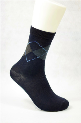 Μαύρες αντιολισθητικές κάλτσες ενηλίκων πολυεστέρα δωματίων με το βαμβάκι/Spandex/Elastane